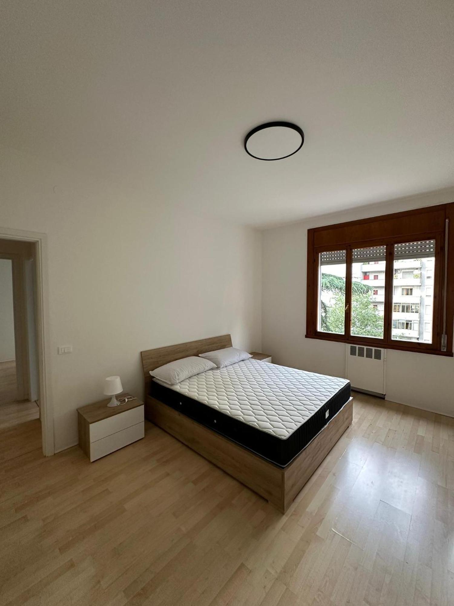 Olimpia House - Camere Accoglienti In Posizione Strategica Reggio nell'Emilia Buitenkant foto